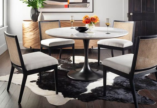 Mixed material armless dining chairs and table