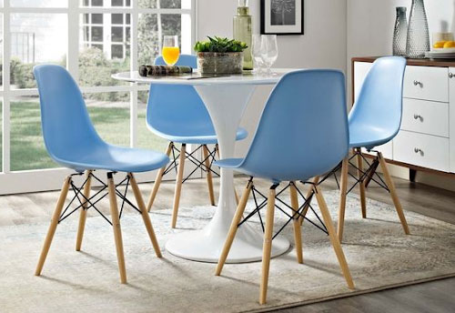 Different Types of Plastic Chairs for Outdoor and Indoor Uses