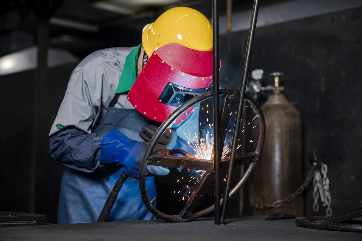 manufacturing metal chairs